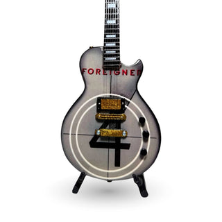 Foreigner Mini Guitar: 4