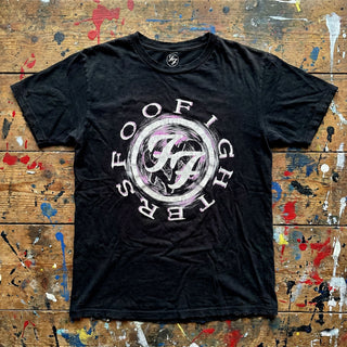 Foo Fighters Carbon T-Shirt: Wheel Logo Shadow (Black)