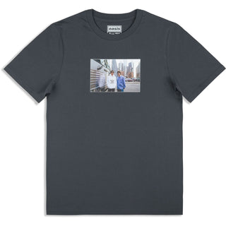 Oasis T-Shirt: Detroit Bus Photo T-shirt (Navy Blue) (Back Print & Ex-Tour)