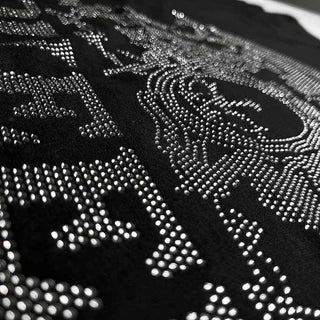 Queen Embellished T-Shirt: Crest