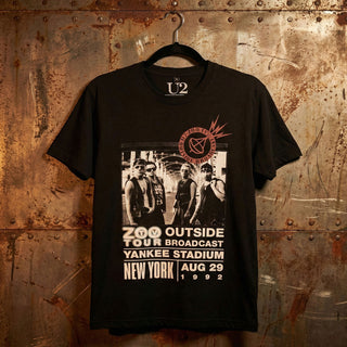 U2 Carbon T-Shirt: Zoo TV Tour NY Poster 08.29.92 (Black)