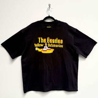 The Beatles Oversized T-Shirt: Logo & Sub (Black)